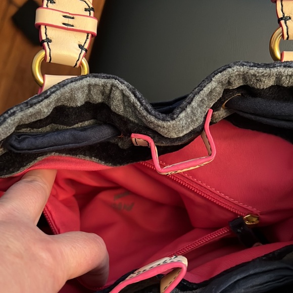 Juicy Couture striped velour tote. - Picture 4 of 4